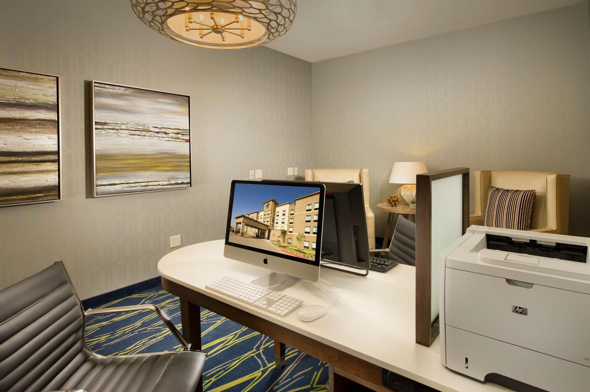 Homewood Suites By Hilton Midland Kültér fotó